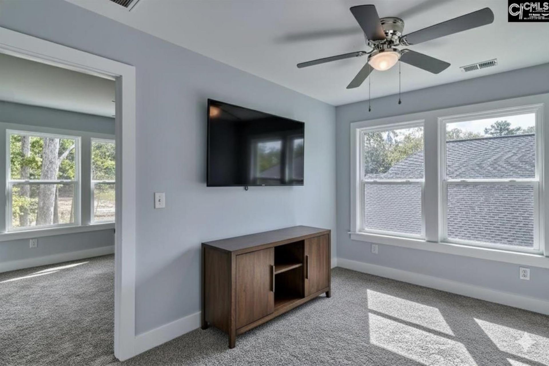 209 Lynch Lane  Photo 13