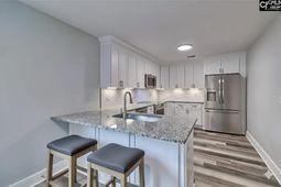 209 Lynch Lane  photo 4