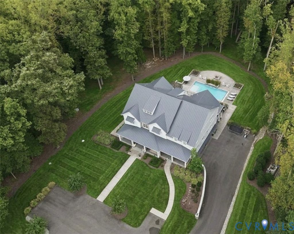 565 Ice Pond Cove Goochland, VA 23103
