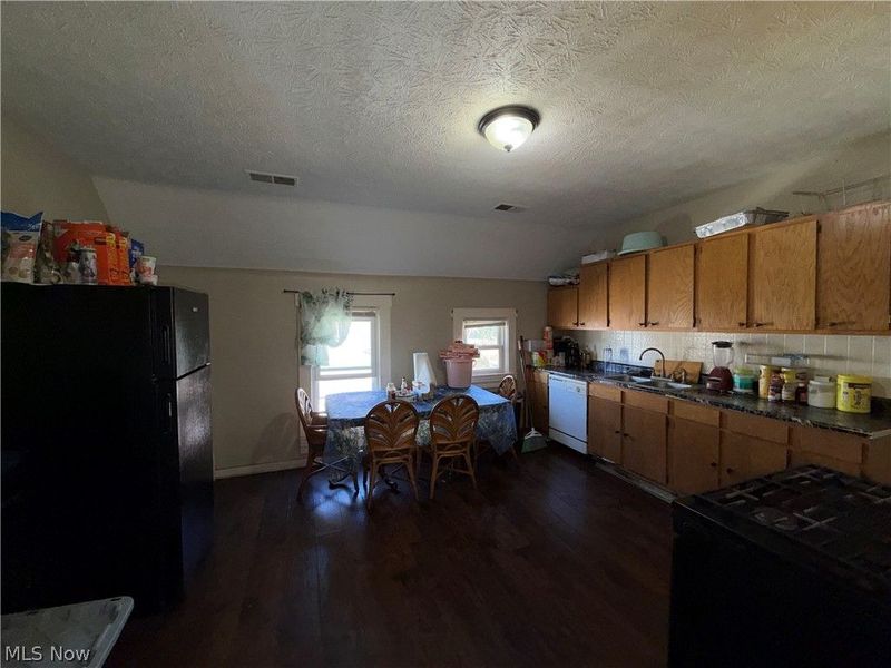 3421 W 65th Street, Cleveland, OH 44102 Photo 4