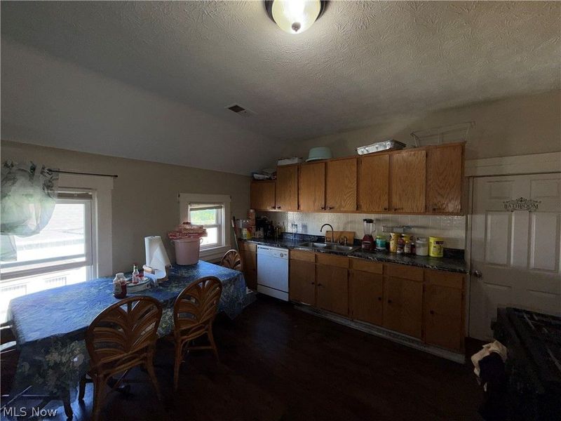 3421 W 65th Street, Cleveland, OH 44102 Photo 5