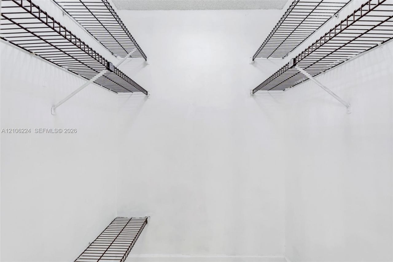 8887 Fontainebleau Blvd , Unit 206, Miami, FL 33172 Photo
