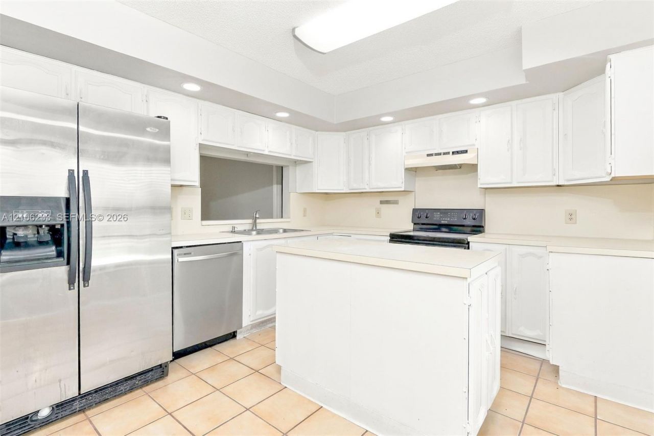 132 Santander Ct, Royal Palm Beach, FL 33411 Photo