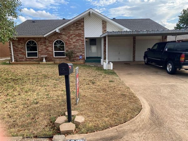 1032 NW 21st Street, Moore, OK 73160