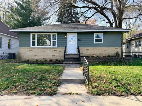 227 22nd Avenue N, Saint Cloud, MN 56303