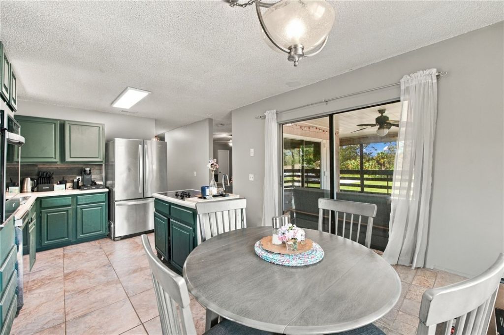 8407 Winter Garden Parkway, Fort Pierce, FL 34951 Photo