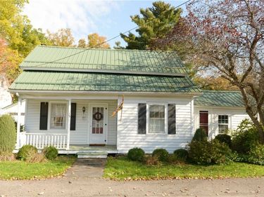 15 Academy Street , Windsor, NY 13865
