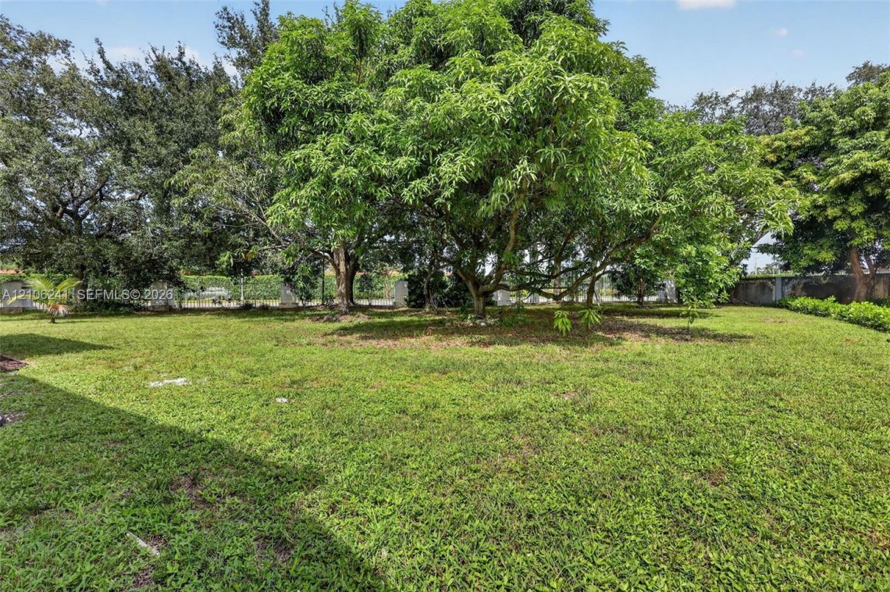 9407 SW 18th St , Miramar, FL 33025 Photo