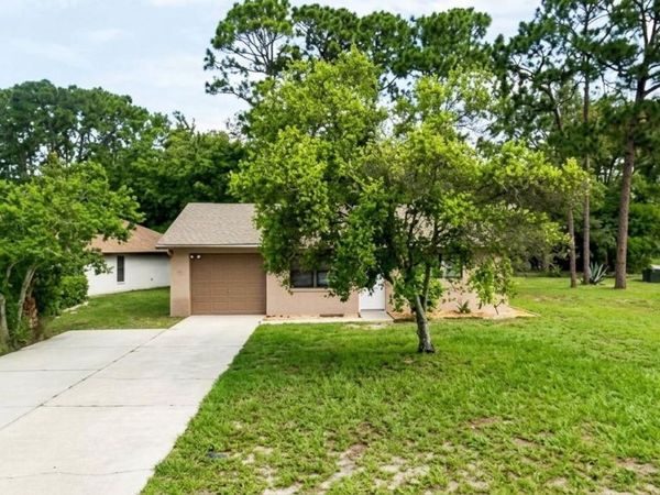 8445 DUNNELLON ROAD , WEEKI WACHEE, FL 34613