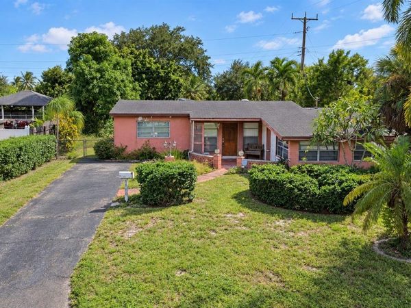 6770 MCKINLEY STREET, HOLLYWOOD, FL 33024