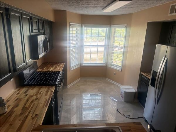 9472 Cypress Lane , Jonesboro, GA 30238
