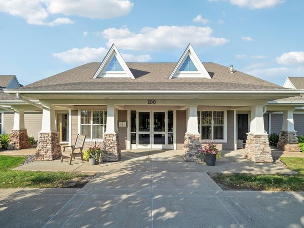 100 Clydesdale Trail, Unit 128, Medina, MN 55340
