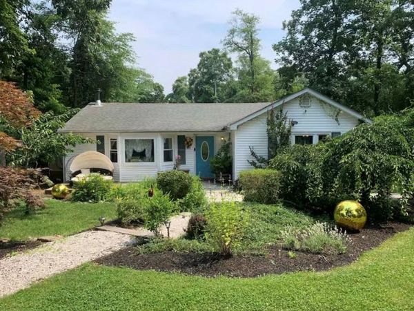 155 Wavecrest Drive , Mastic Beach, NY 11951