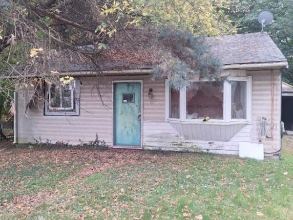 1425 Muskegon Avenue, Lansing, MI 48915