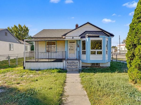 1102 E Denver St., Caldwell, ID 83605