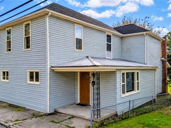 307 S State Street , Crooksville, OH 43731