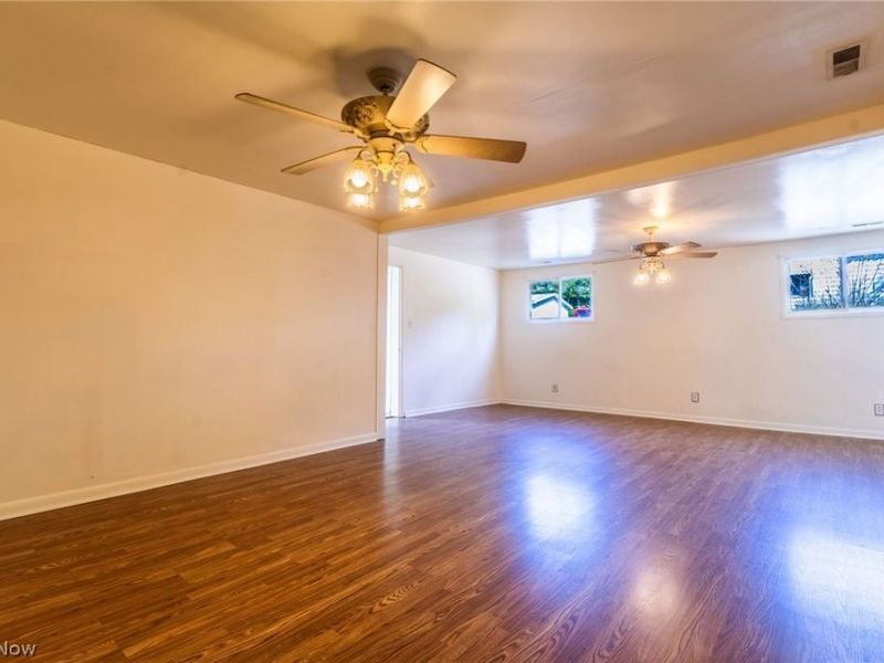 307 S State Street, Crooksville, OH 43731 Photo 9