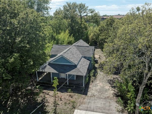 104 E Morrow Street, Georgetown, TX 78626