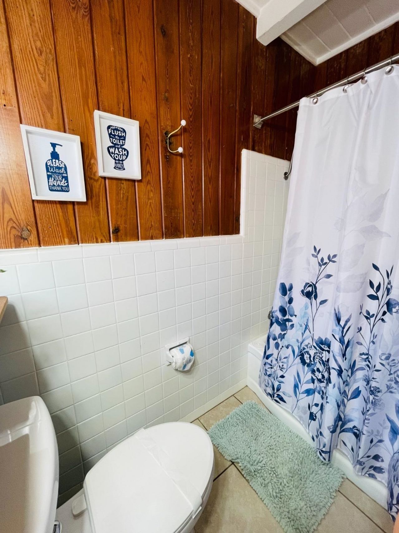 2104 Perrin Dr.  Photo 9