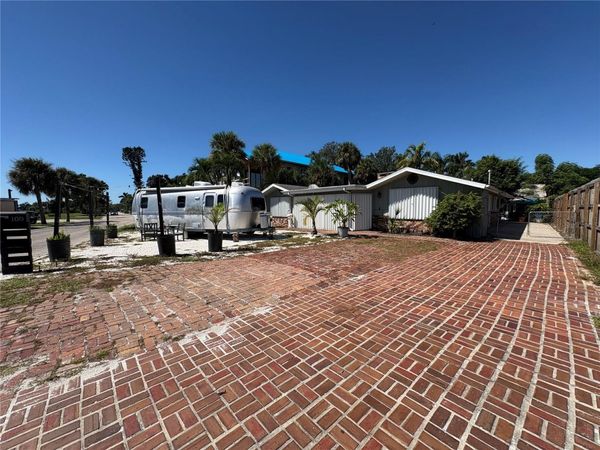 108 SUNRISE DRIVE , NOKOMIS, FL 34275