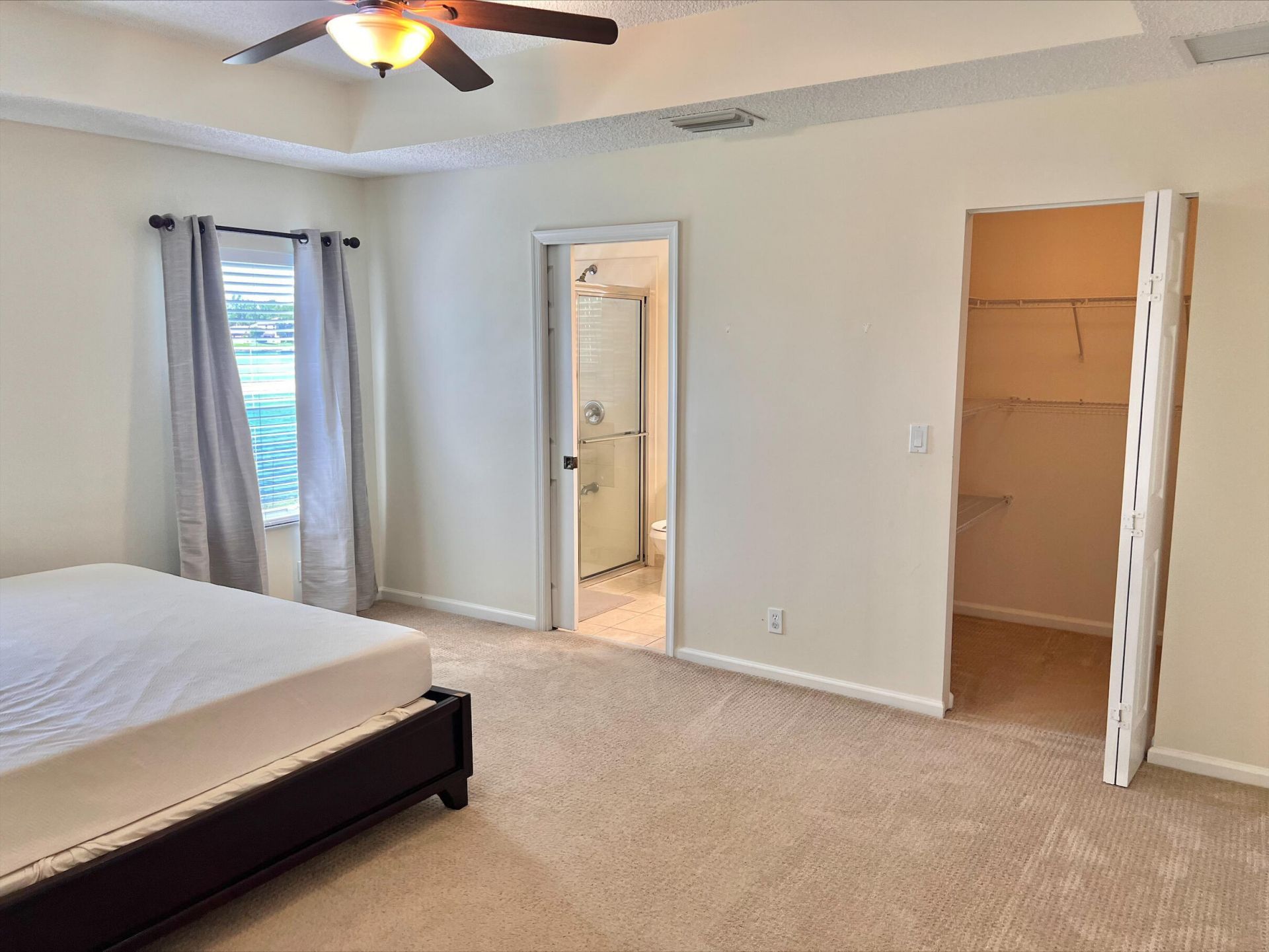 6129 Adriatic Way, Unit 6129, West Palm Beach, FL 33413 Photo