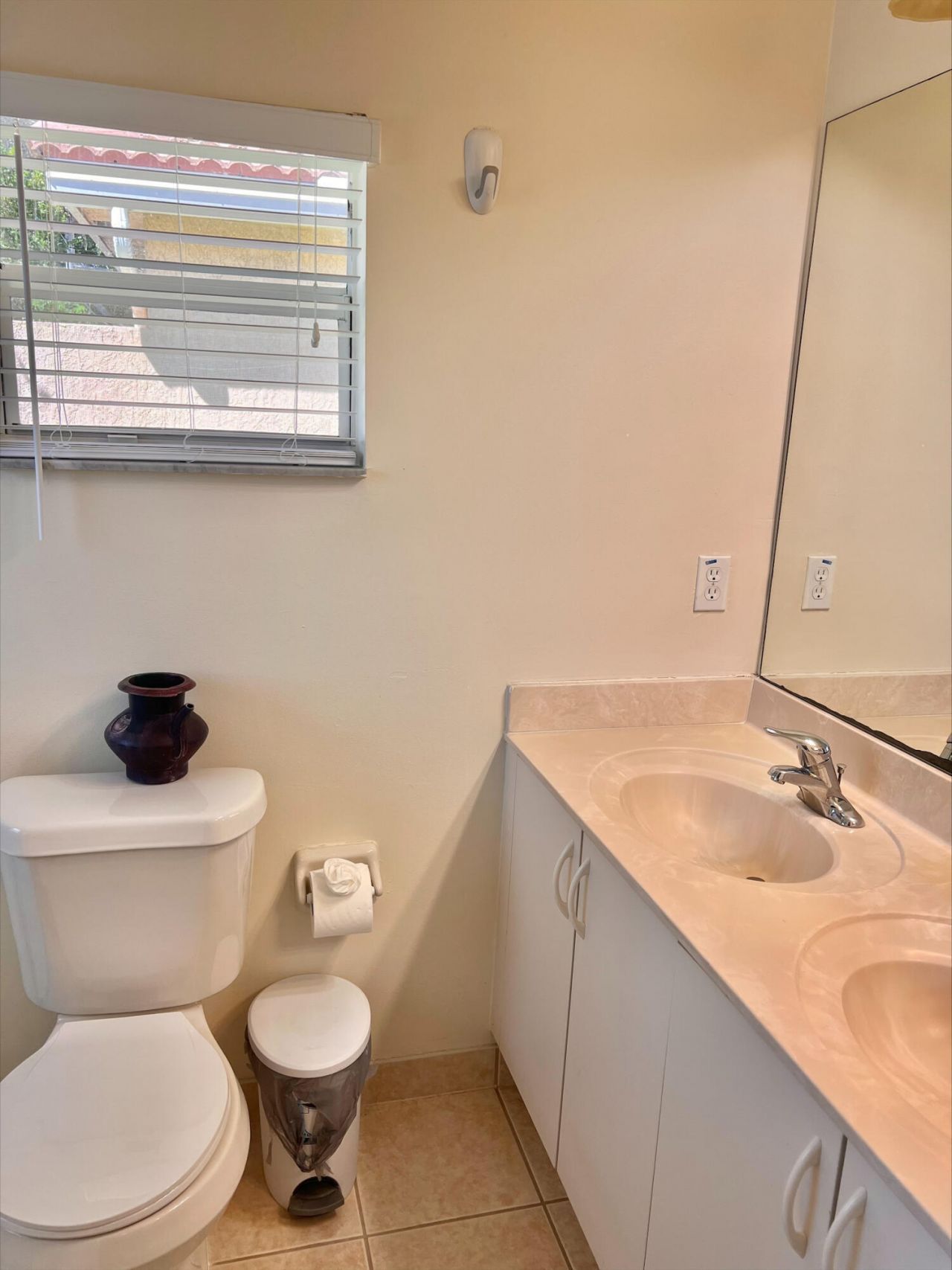6129 Adriatic Way, Unit 6129, West Palm Beach, FL 33413 Photo