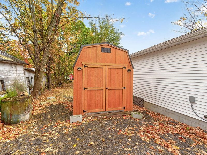 32 E North Street, Marengo, OH 43334 Photo 5