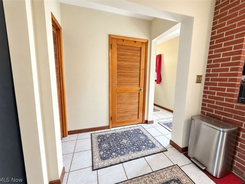 1364 Youll Street, Niles, OH 44446 Photo 13