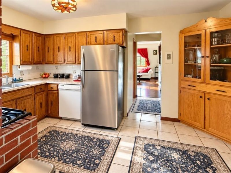 1364 Youll Street, Niles, OH 44446 Photo 7