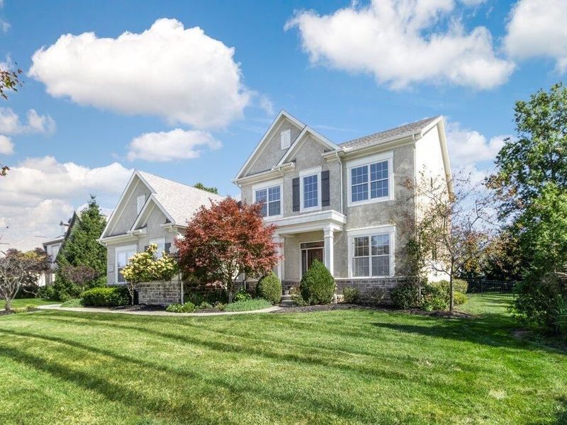 9031 Shaffer Drive, Powell, OH 43065 Photo 2