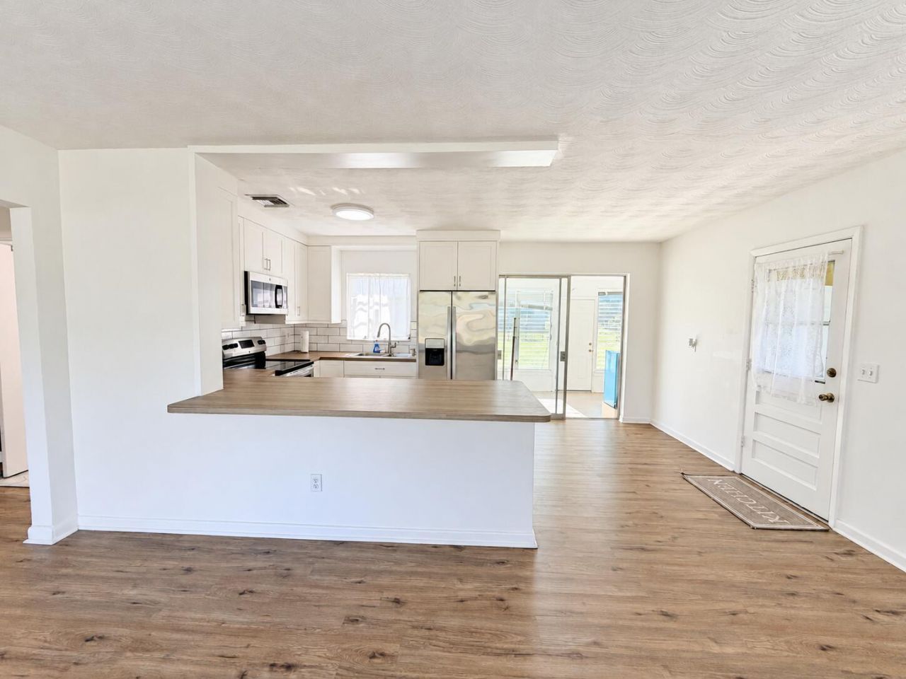 116 NE Entrada Avenue, Port Saint Lucie, FL 34952 Photo