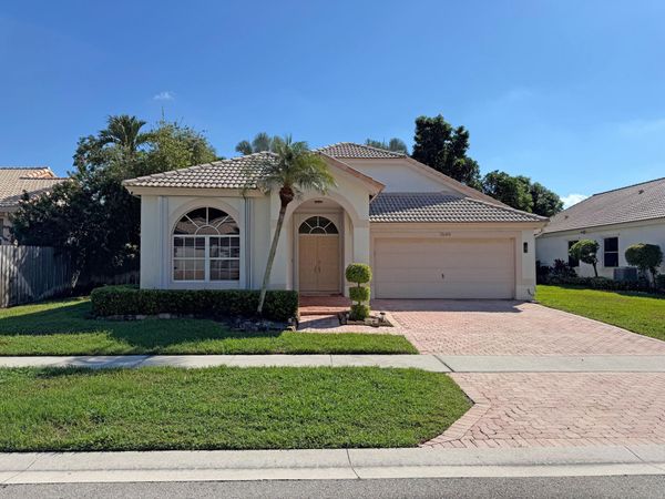 7649 Eagle Point Drive, Delray Beach, FL 33446
