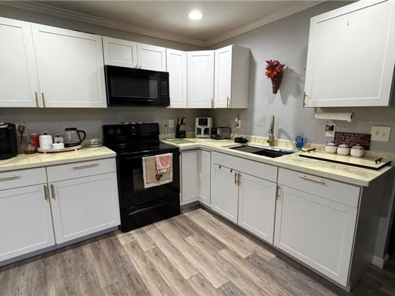 2304 W 15th Street, Ashtabula, OH 44004 Photo 13