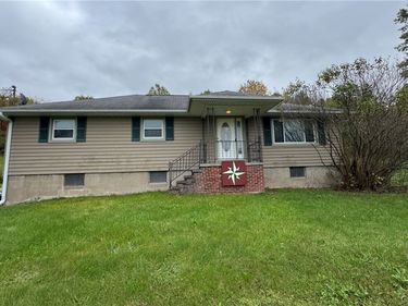 3992 Clockville Road , Lincoln, NY 13032