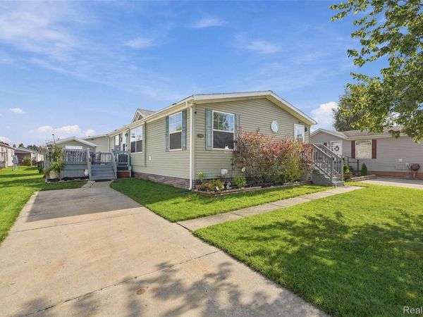 11087 Timbergrove Court , Green Oak Township, Mi 48178