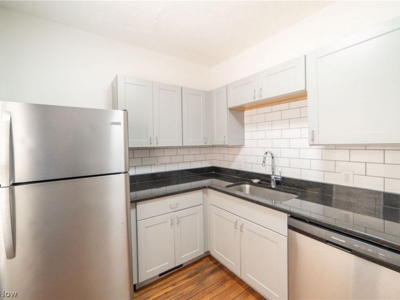 2215 W 14 Street, Unit 2, Cleveland, OH 44113 Photo 11