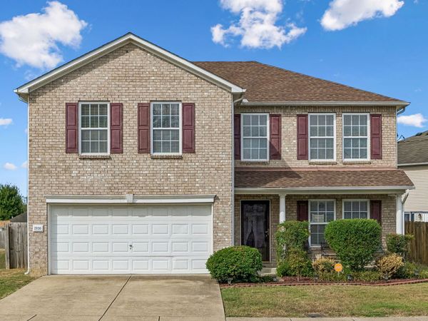 2930 Vista Ln , Nashville, TN 37207