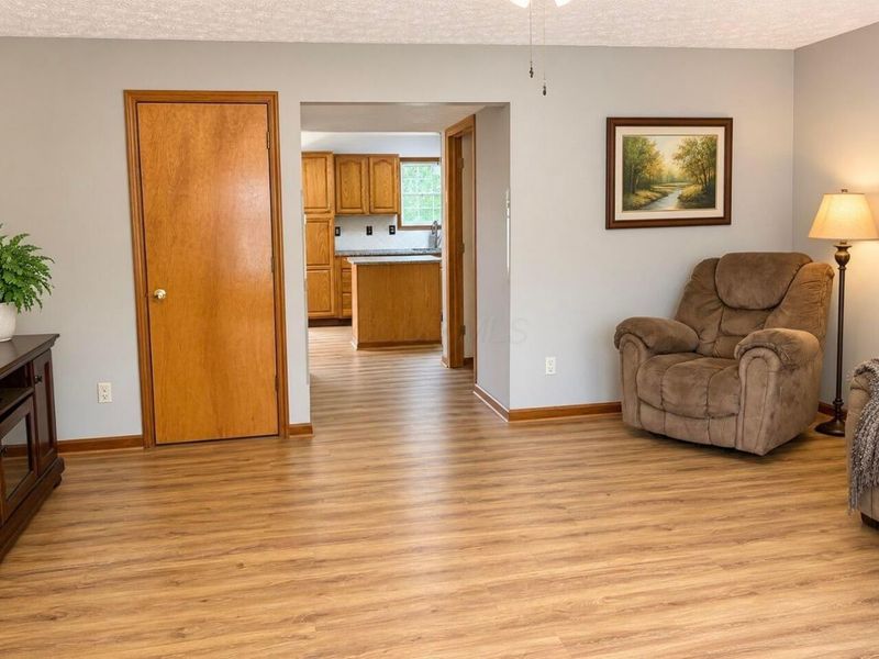 539 Richwood Drive, Pataskala, OH 43062 Photo 7