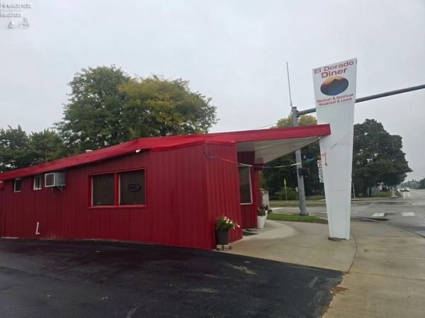 150 W Lytle Street, Fostoria, OH 44830