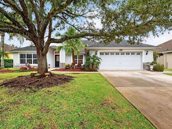 8889 Bridgeport Way Circle, Mount Dora, FL 32757