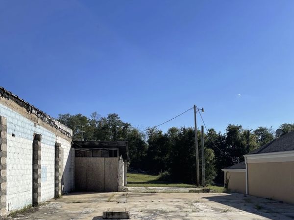 706 E College St , Dickson, TN 37055