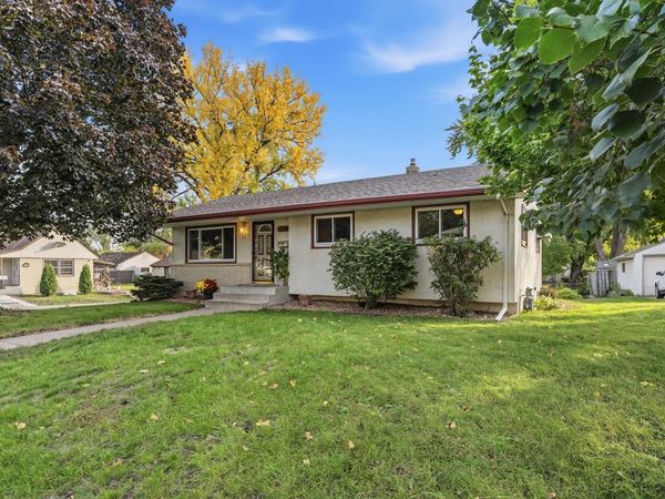 1403 8th Avenue S, South Saint Paul, MN 55075