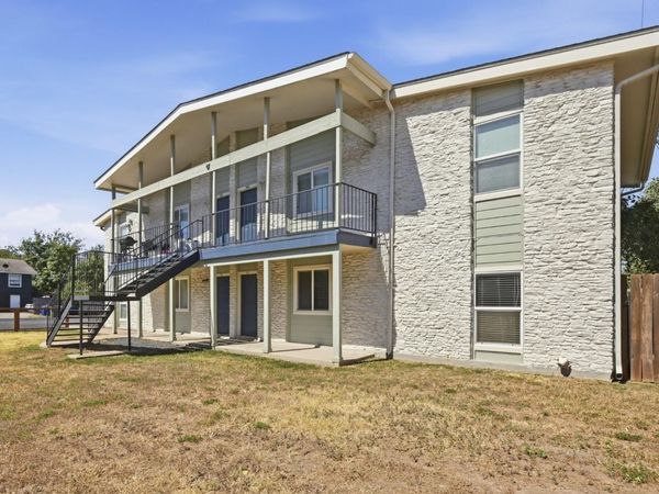1904 Hearthstone DR, Unit 201, Austin, TX 78757