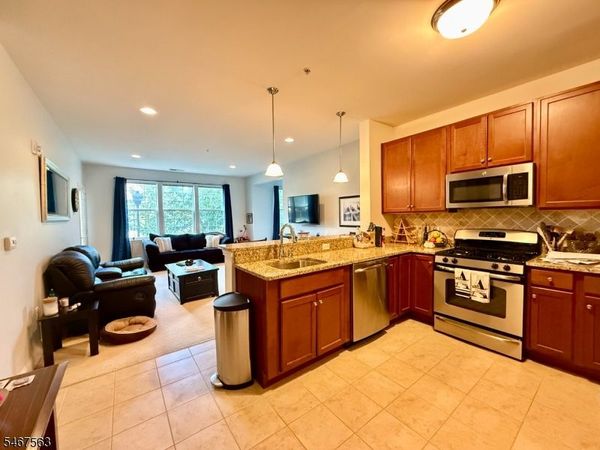 5105 Sanctuary Blvd, Riverdale, NJ 07457