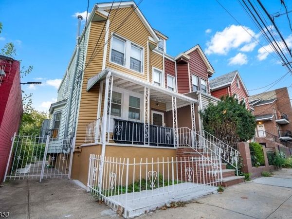 33 Union St, Jersey, NJ 07304