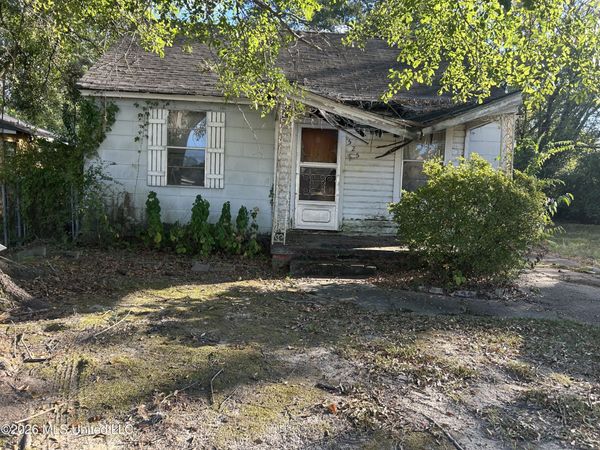 525 Maple Street, Jackson, MS 39203