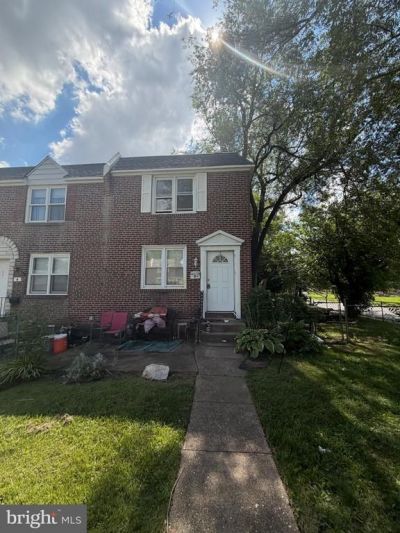 2 ASHBOURNE ROAD , DARBY, PA 19023