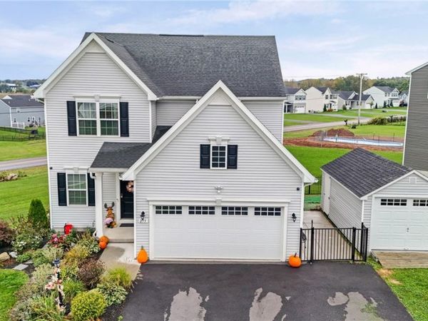 275 Longleaf Lane , Macedon, NY 14502