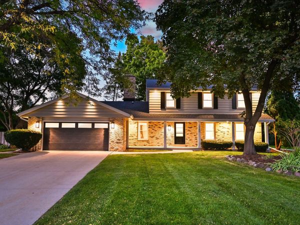 13380 Burlawn Pkwy, Brookfield, WI 53005