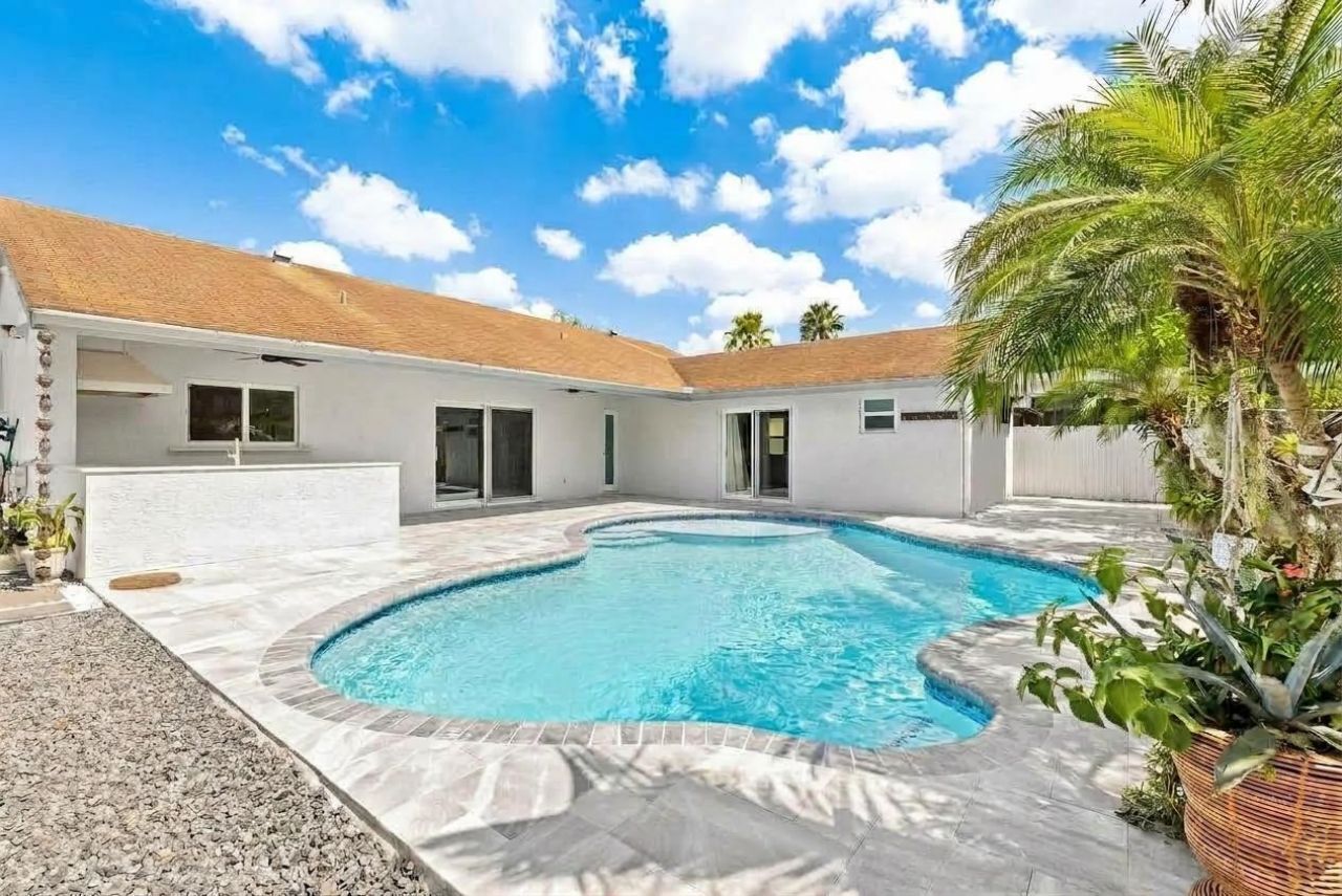 10110 SW 16th Place, Davie, FL 33324 Photo